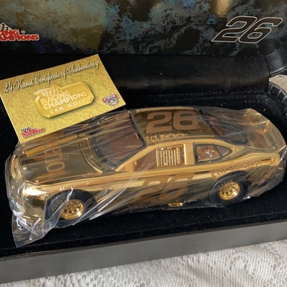 NASCAR 50th Anniversary Cheerios #26 NIB - Picture 6 of 6
